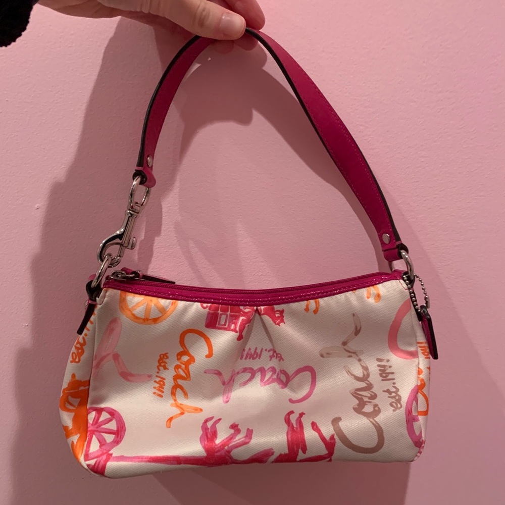 COACH PURSE - BARELY USED